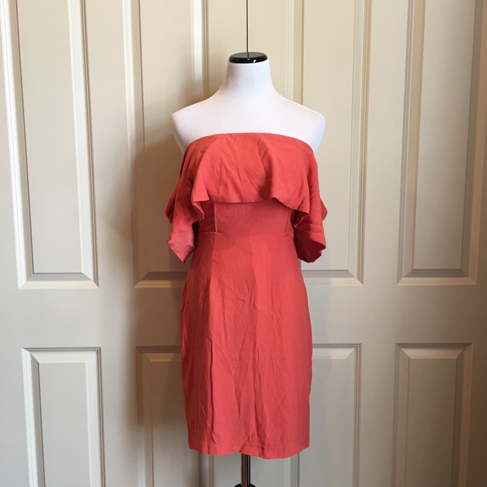 Cupcakes and Cashmere Rudy Off The Shoulder Dress Size 6 - Picture 4 of 8